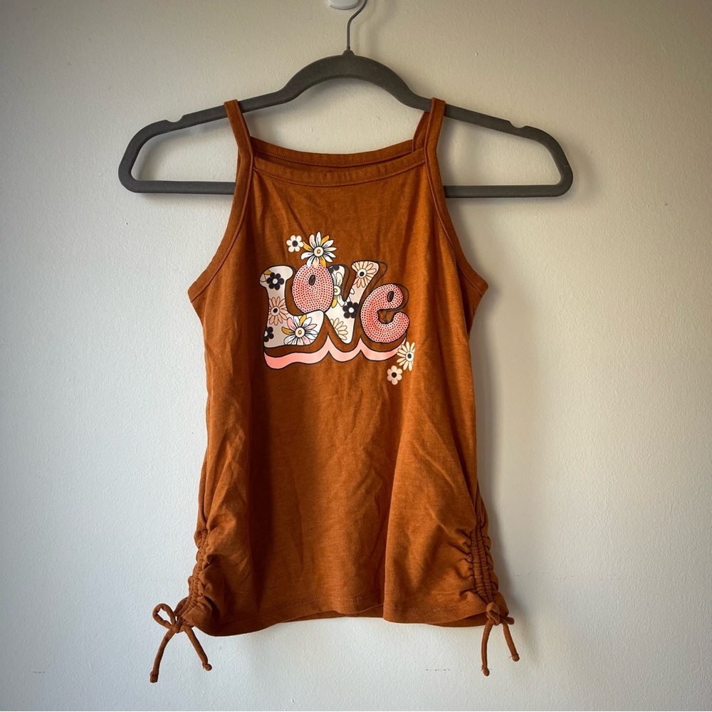 🌼 5/$20 Wonder Nation Rust Orange “LOVE” Tank Top M 7-8 Retro Daisy Graphic